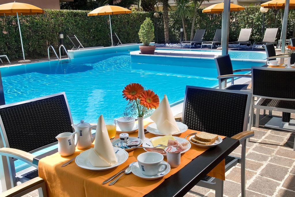 Imperial Hotel 4*